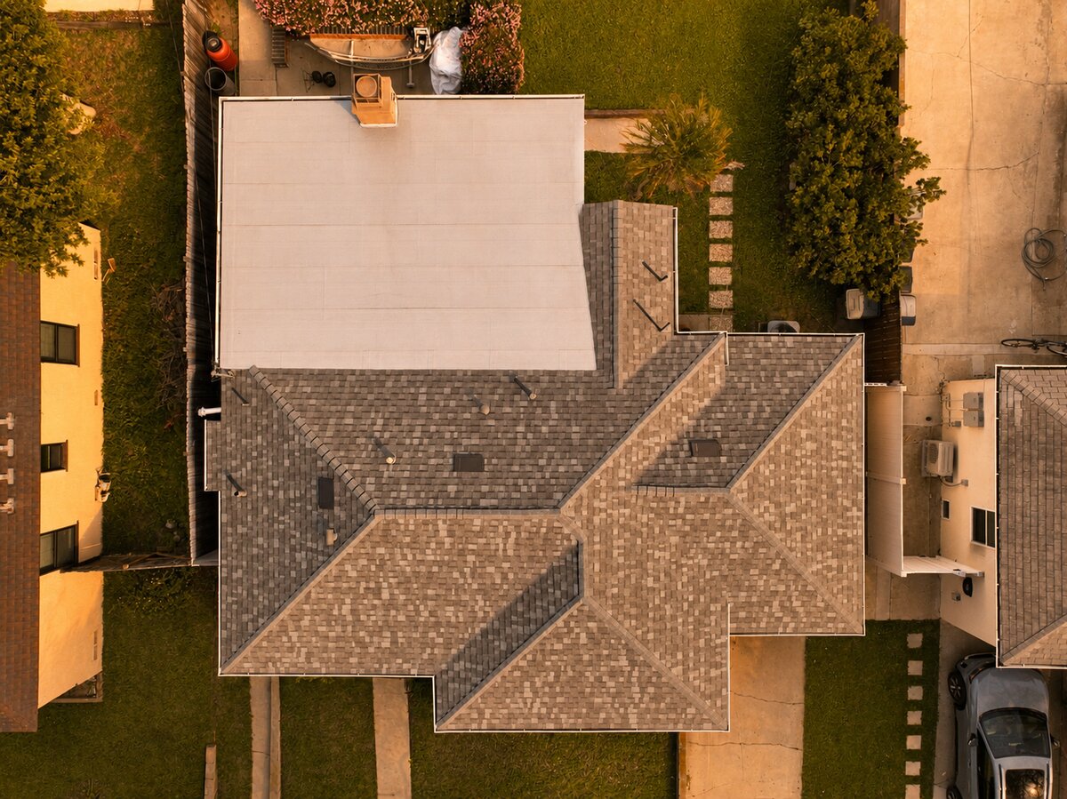 After: Asphalt roof in Gardena